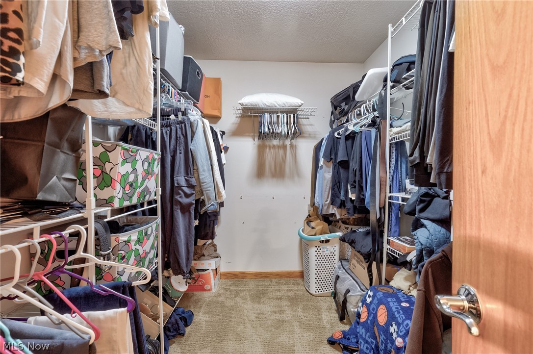 4456 Maplegrove Avenue Louisville OH 44641