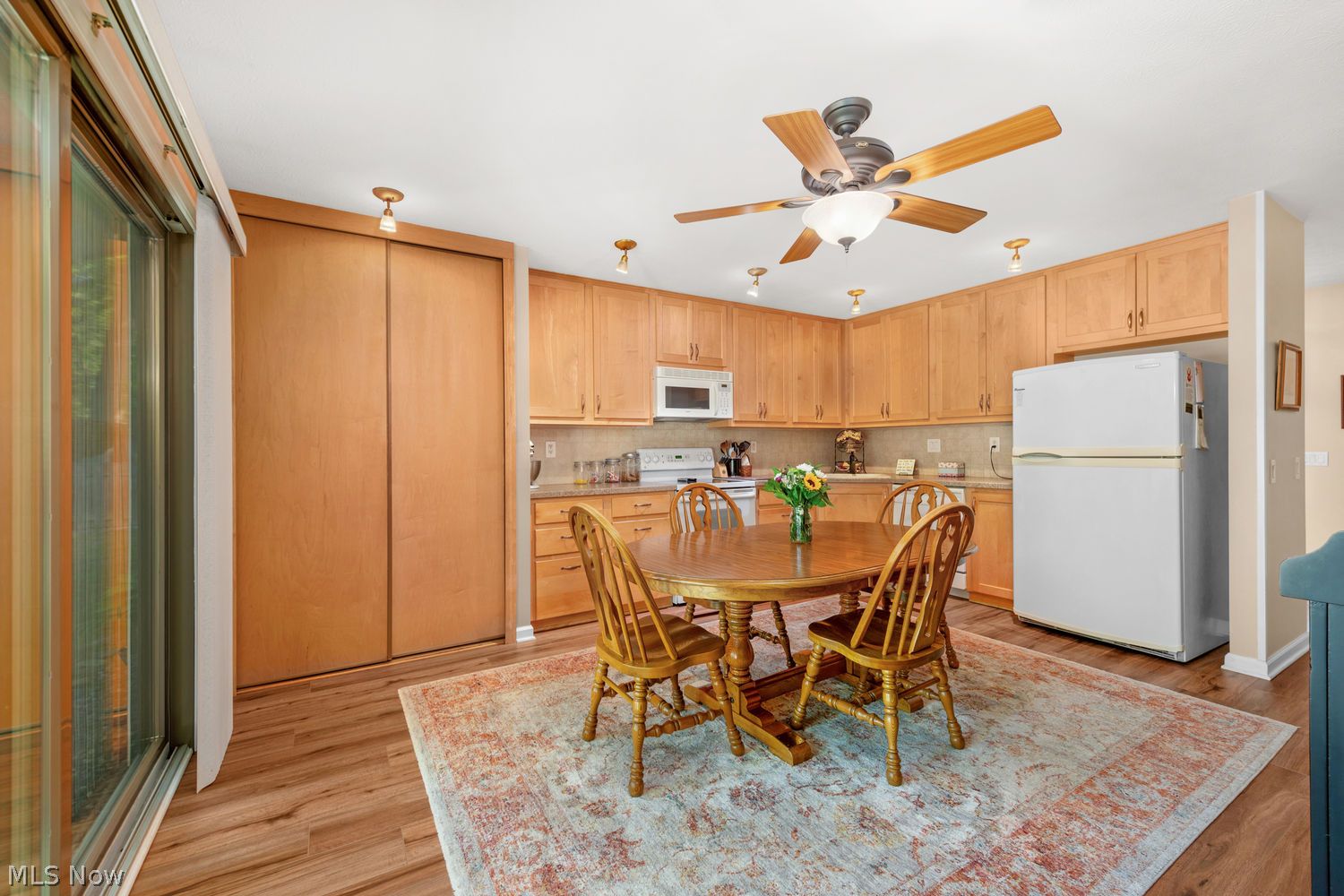 5064 N Barton Road North Ridgeville OH 44039