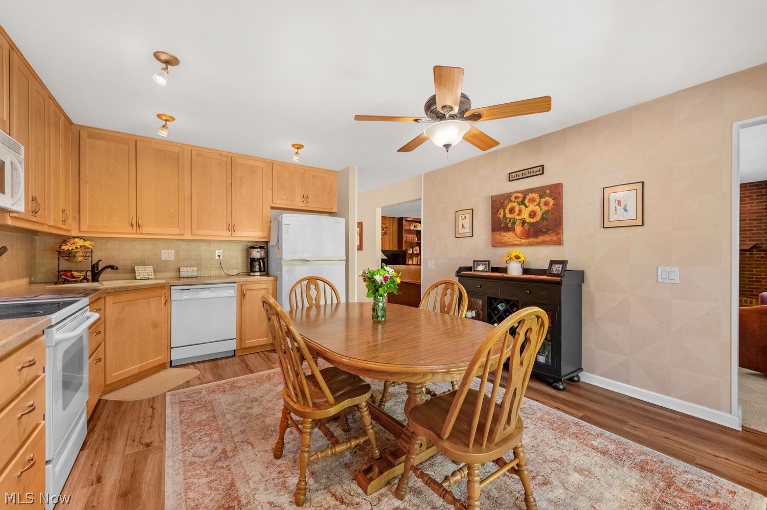 5064 N Barton Road North Ridgeville OH 44039