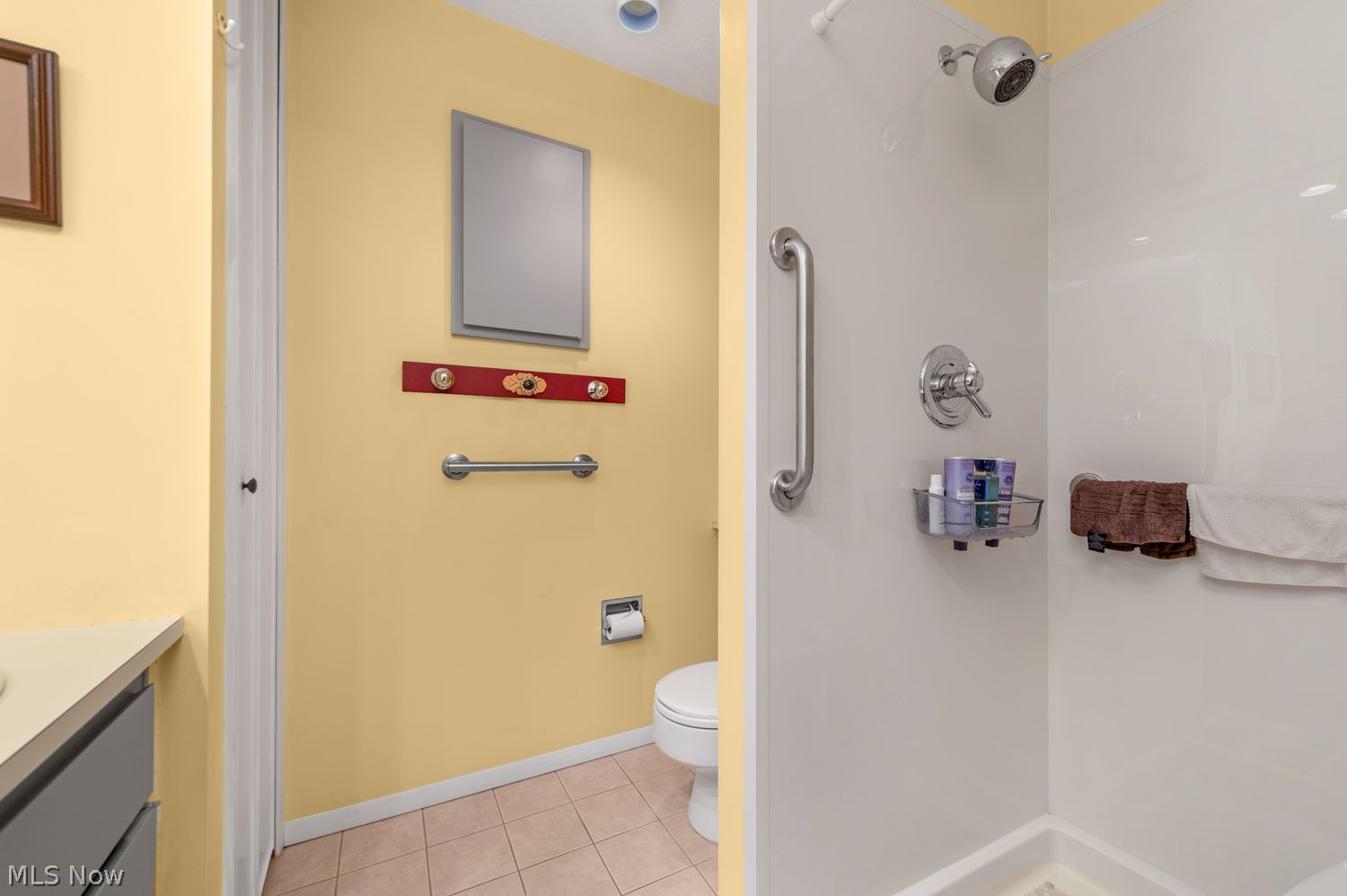 5064 N Barton Road North Ridgeville OH 44039