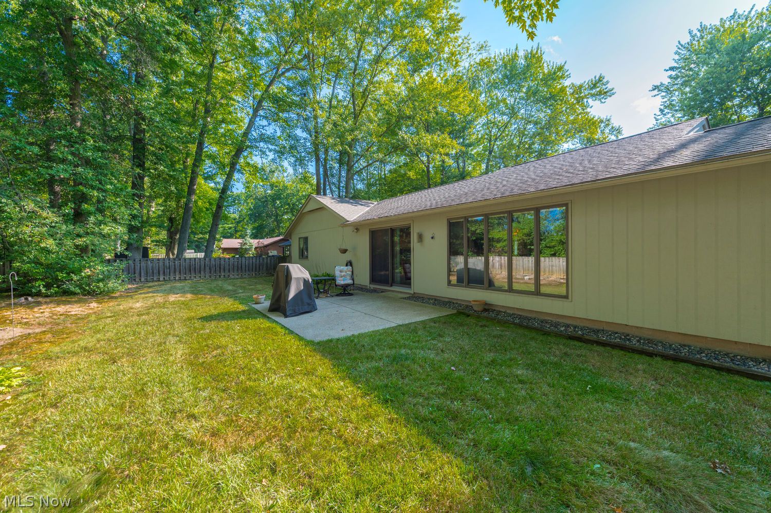 5064 N Barton Road North Ridgeville OH 44039