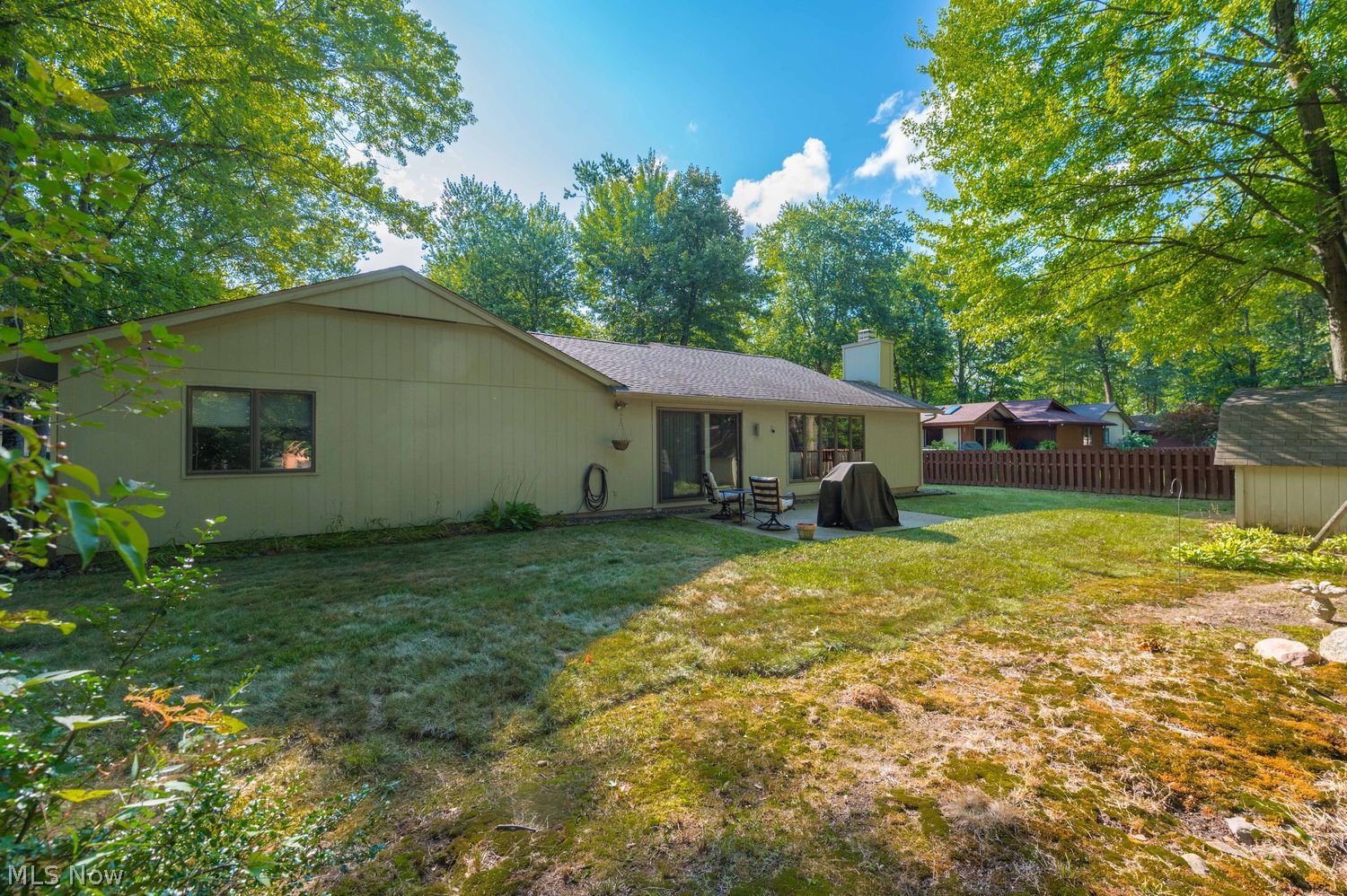 5064 N Barton Road North Ridgeville OH 44039