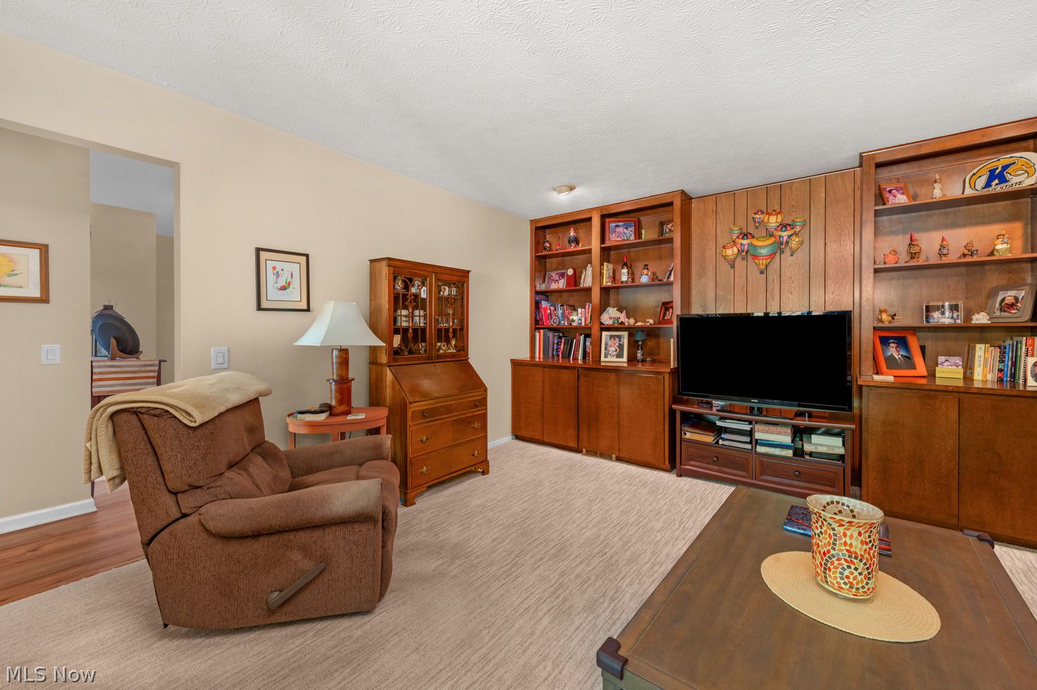 5064 N Barton Road North Ridgeville OH 44039