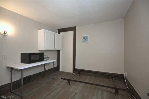 1375 Hart Street Akron OH 44306