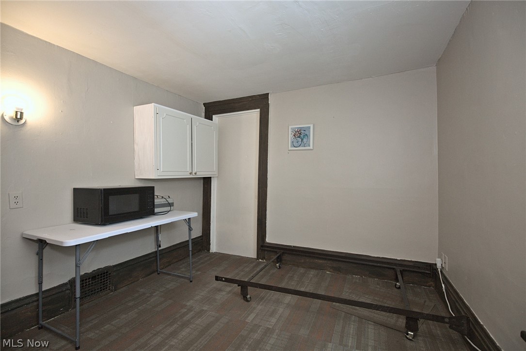1375 Hart Street Akron OH 44306