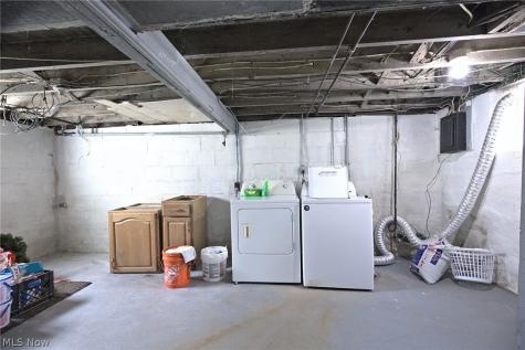 1375 Hart Street Akron OH 44306