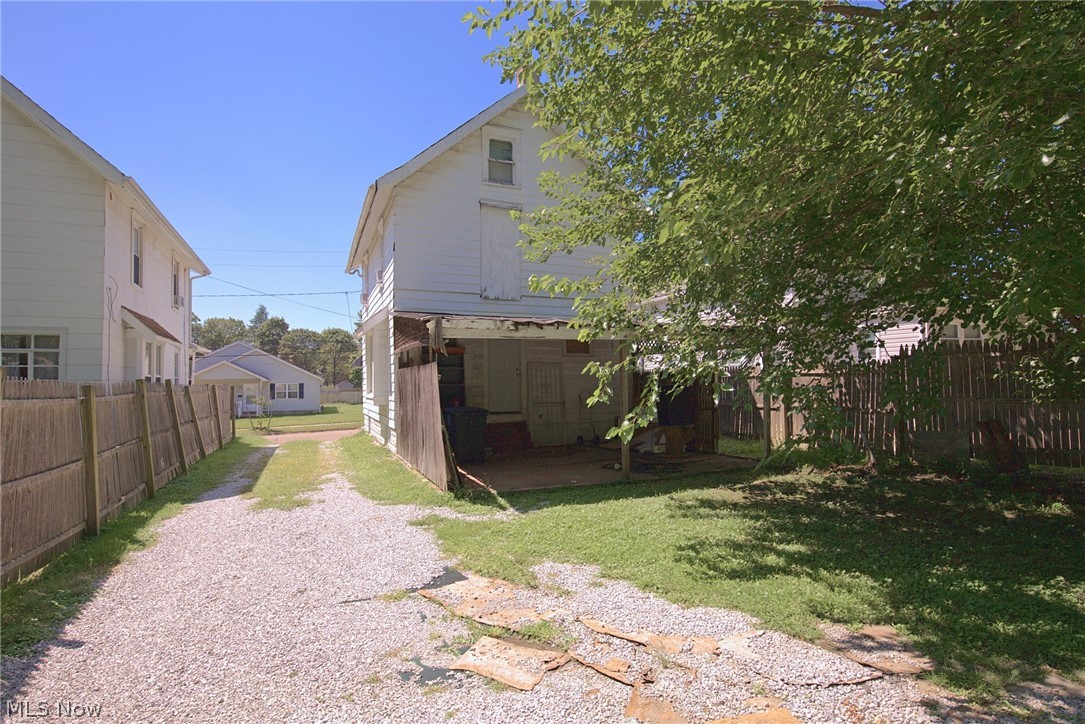 1375 Hart Street Akron OH 44306