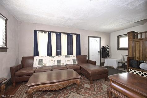 1375 Hart Street Akron OH 44306