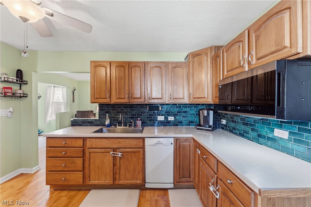 3813 Buechner Avenue Cleveland OH 44109