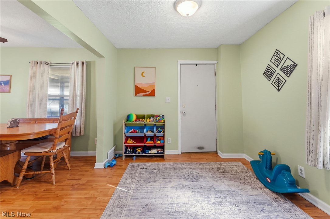 3813 Buechner Avenue Cleveland OH 44109