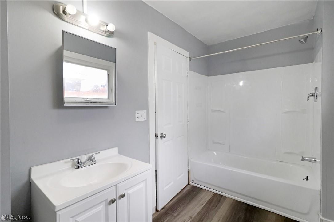 36 23rd Street SW Barberton OH 44203