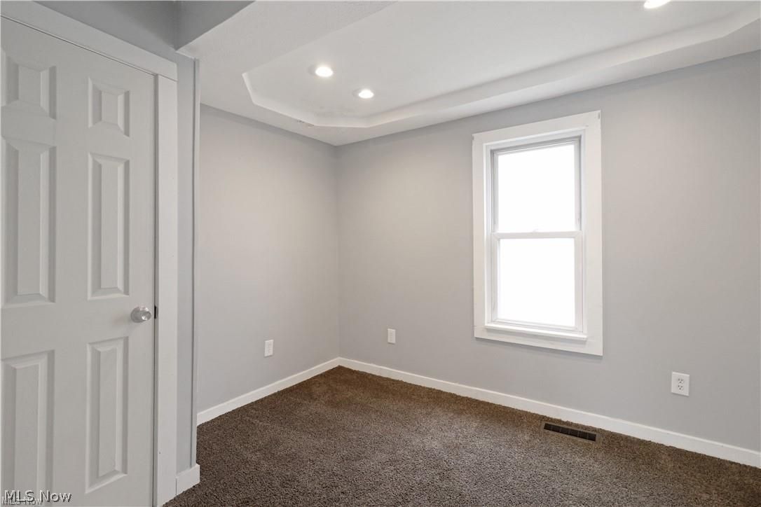 36 23rd Street SW Barberton OH 44203