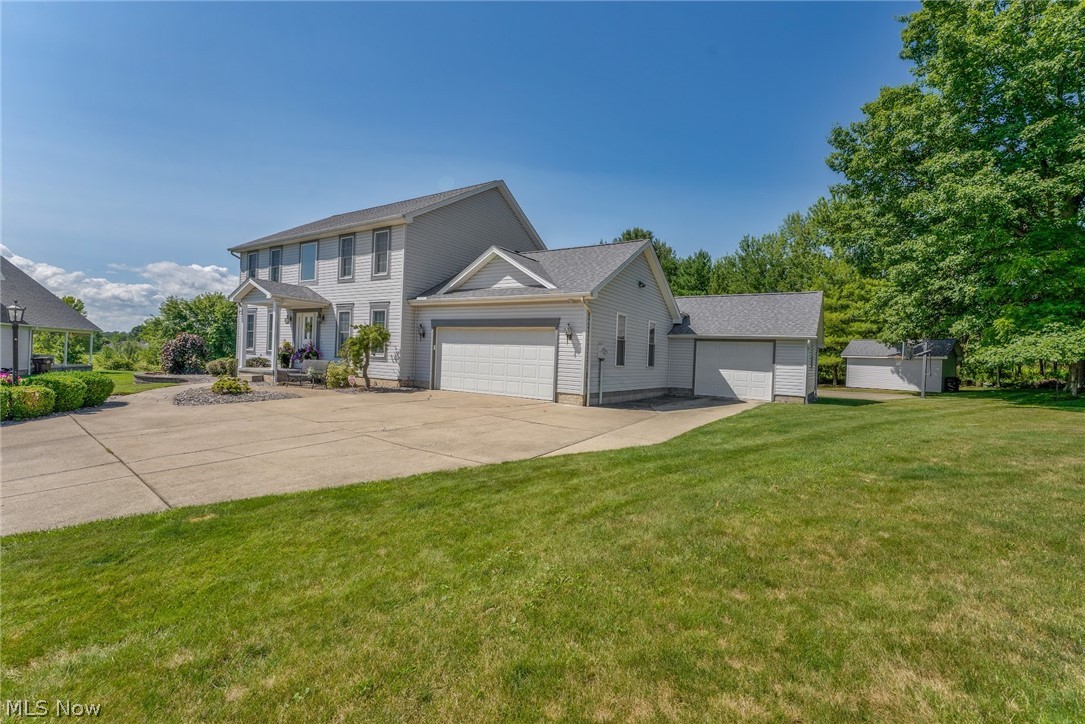 4200 W Candy Apple Court New Middletown OH 44442