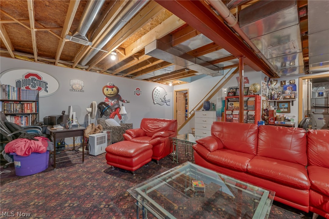 4200 W Candy Apple Court New Middletown OH 44442