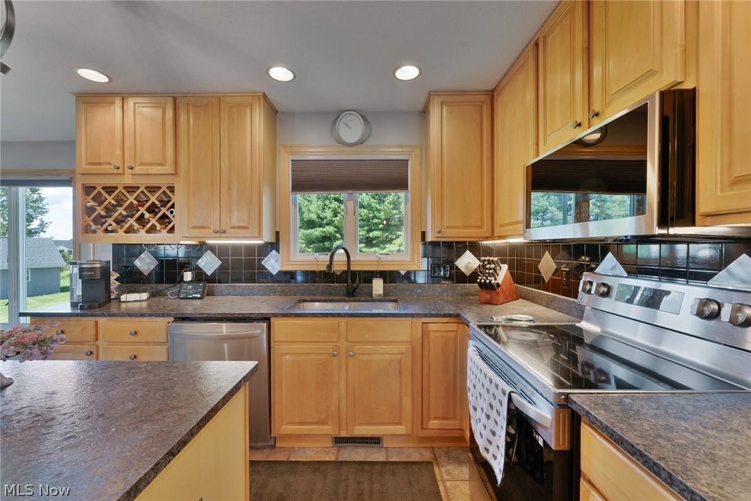 4200 W Candy Apple Court New Middletown OH 44442
