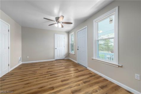 828 W 11th Street Lorain OH 44052