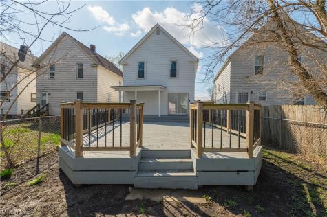 828 W 11th Street Lorain OH 44052