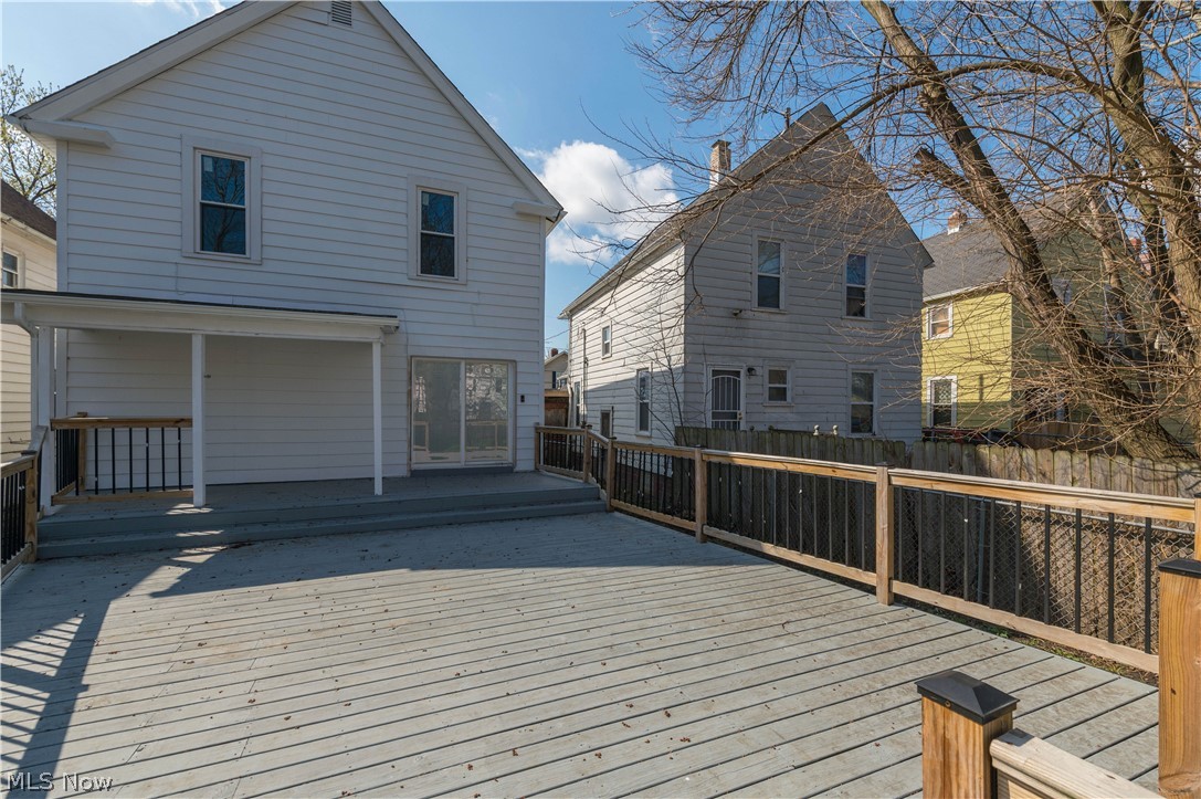 828 W 11th Street Lorain OH 44052