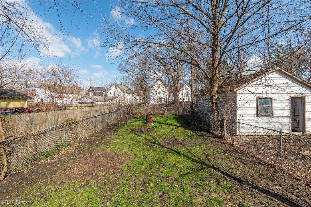 828 W 11th Street Lorain OH 44052