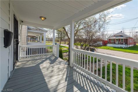 828 W 11th Street Lorain OH 44052