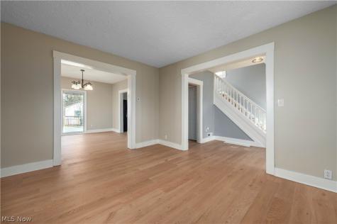 828 W 11th Street Lorain OH 44052