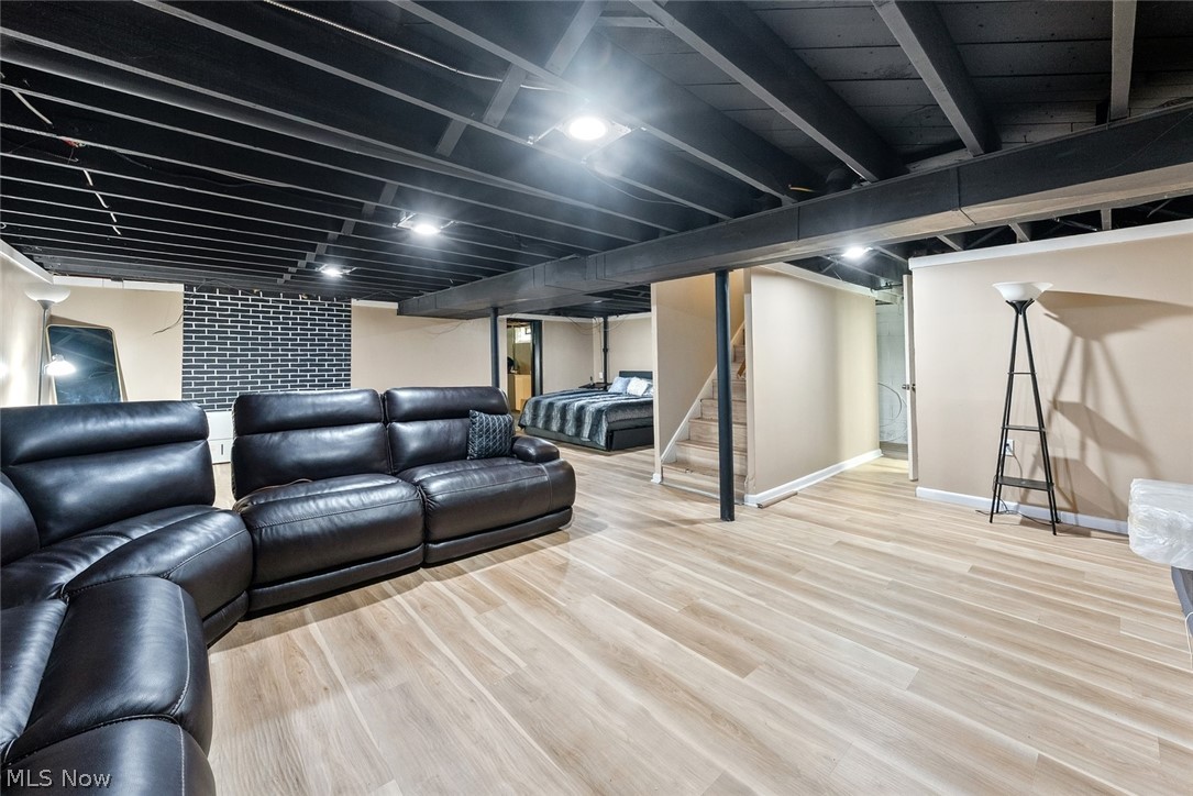 1053 Ford Road Highland Heights OH 44143