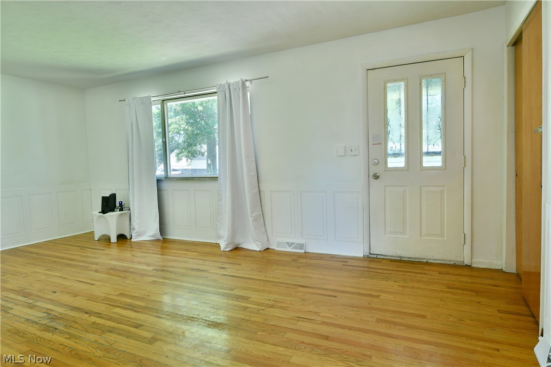 3046 Lynwood Drive NW Warren OH 44485