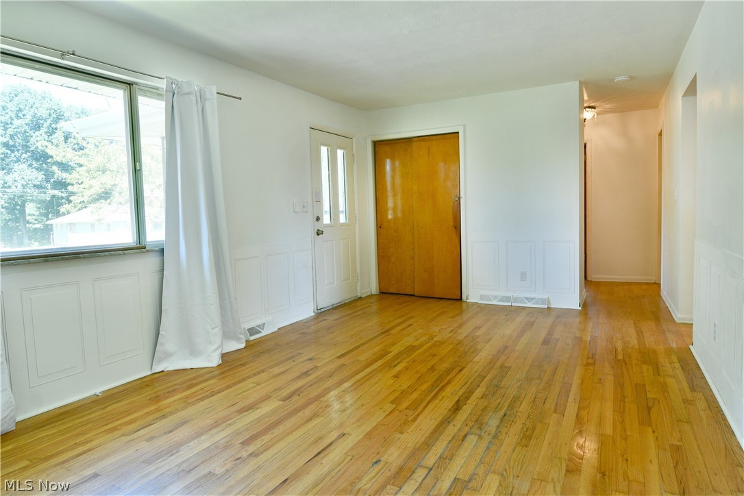3046 Lynwood Drive NW Warren OH 44485