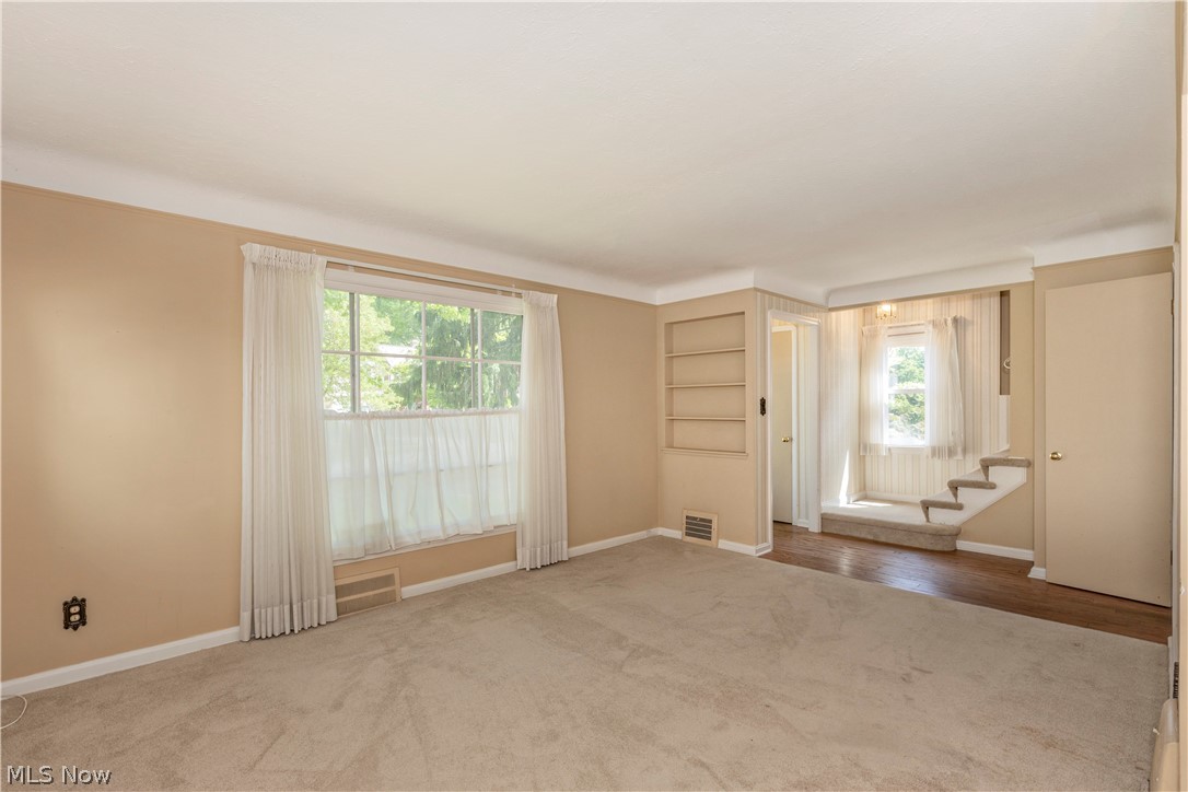 4810 Westbourne Road Lyndhurst OH 44124