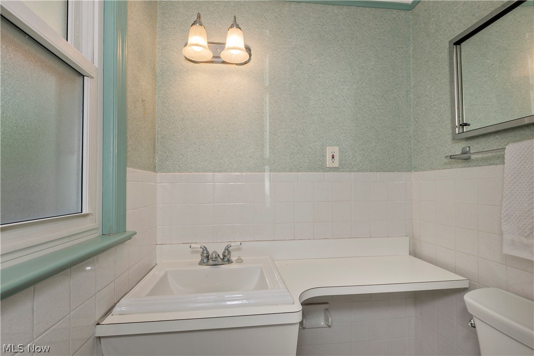 4810 Westbourne Road Lyndhurst OH 44124