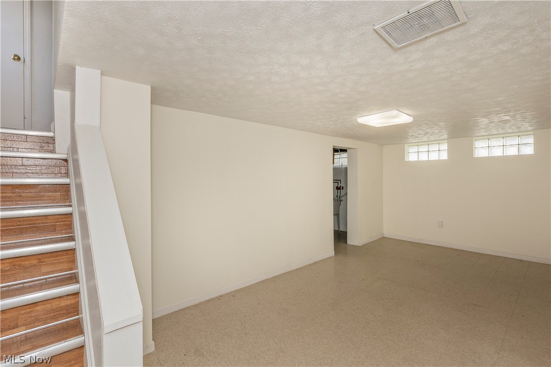 4810 Westbourne Road Lyndhurst OH 44124