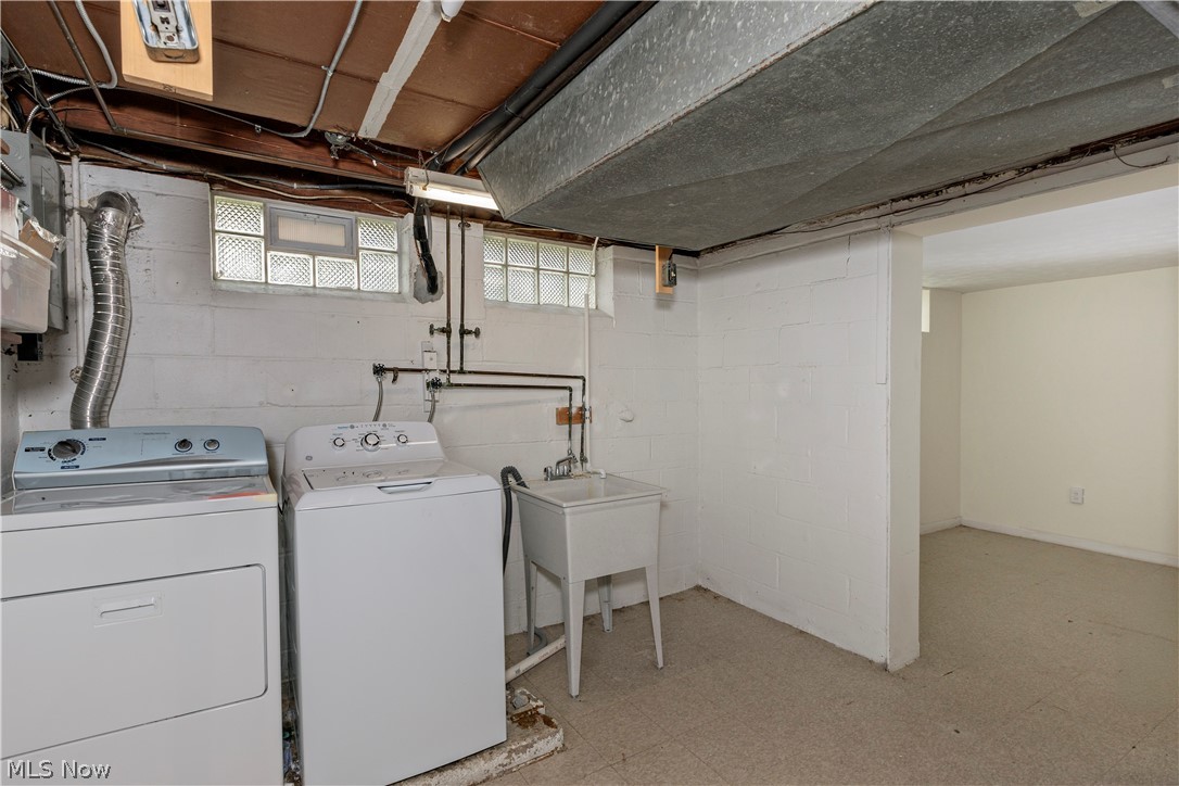 4810 Westbourne Road Lyndhurst OH 44124
