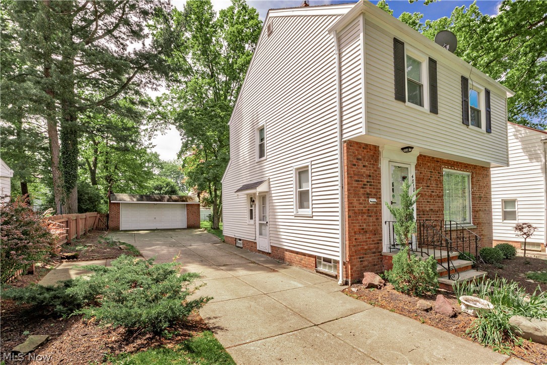 4810 Westbourne Road Lyndhurst OH 44124