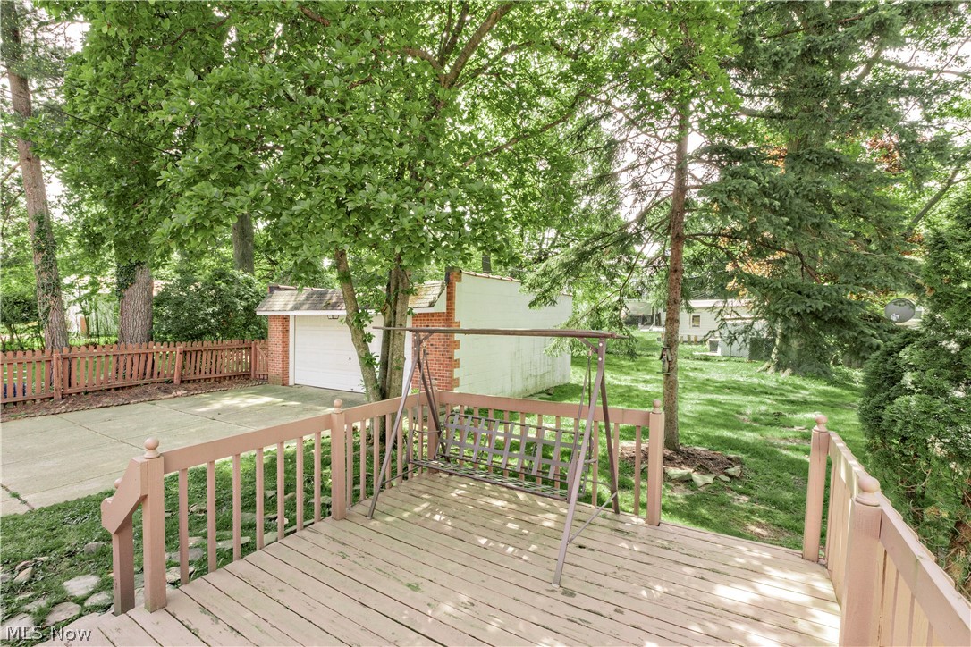 4810 Westbourne Road Lyndhurst OH 44124