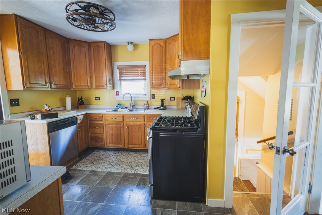 290 Cooper Foster Park Road W Lorain OH 44053