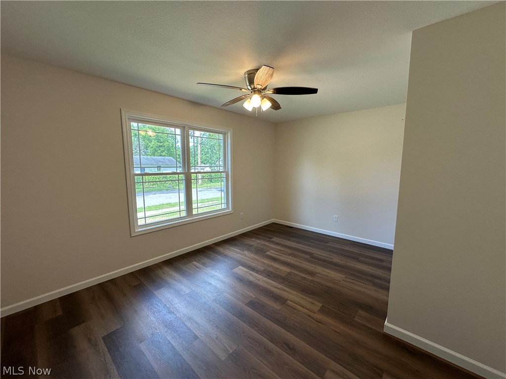 78 Prospect Street Struthers OH 44511