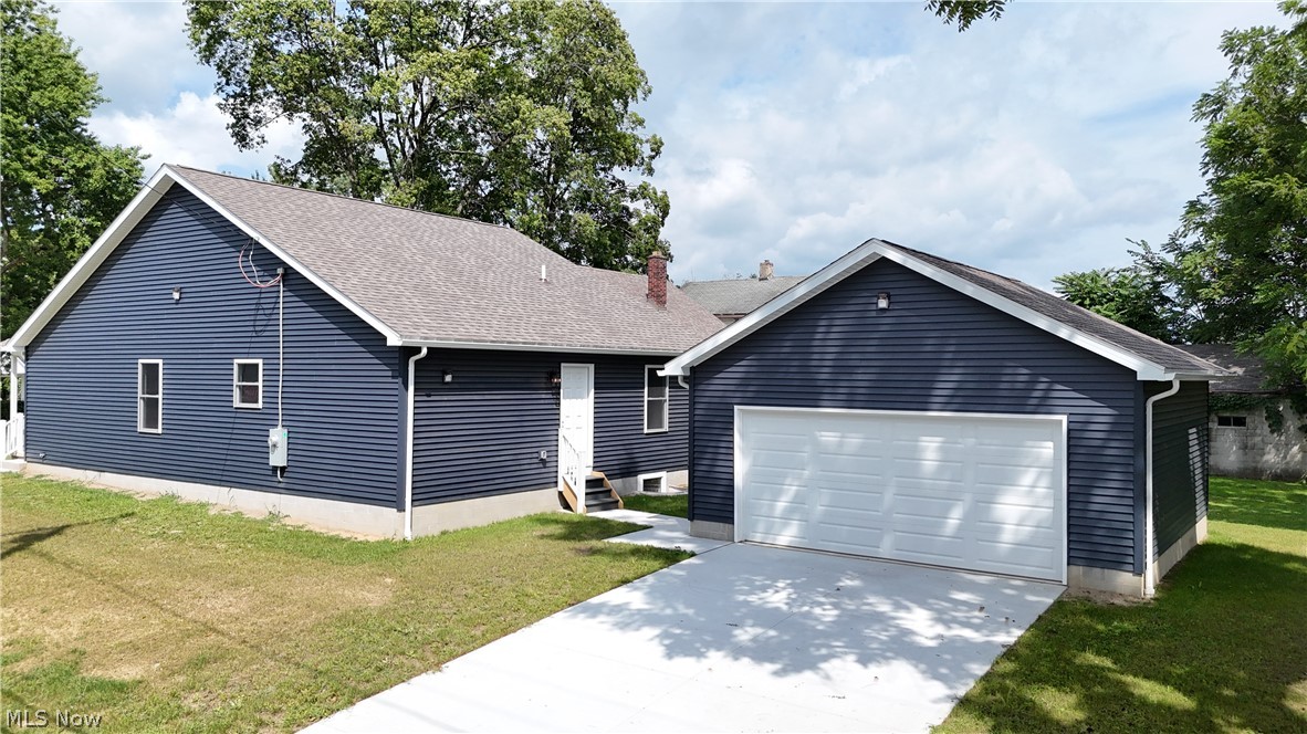 78 Prospect Street Struthers OH 44511