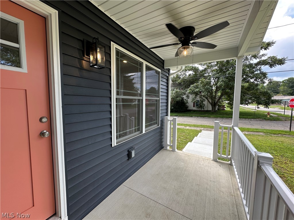 78 Prospect Street Struthers OH 44511