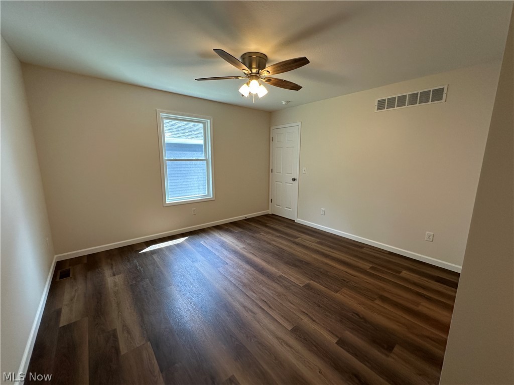 78 Prospect Street Struthers OH 44511