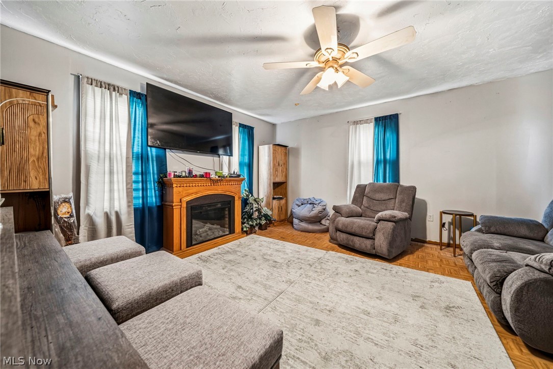 1532 E 78th Street Cleveland OH 44103