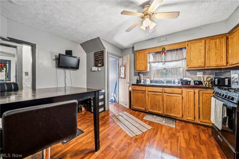 1532 E 78th Street Cleveland OH 44103