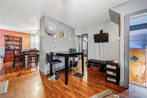 1532 E 78th Street Cleveland OH 44103