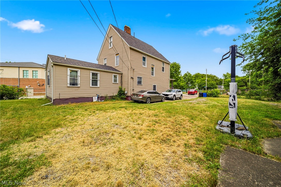 1532 E 78th Street Cleveland OH 44103