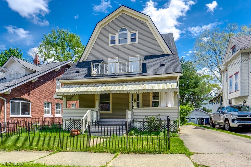 87 Hawthorne Avenue Akron OH 44303