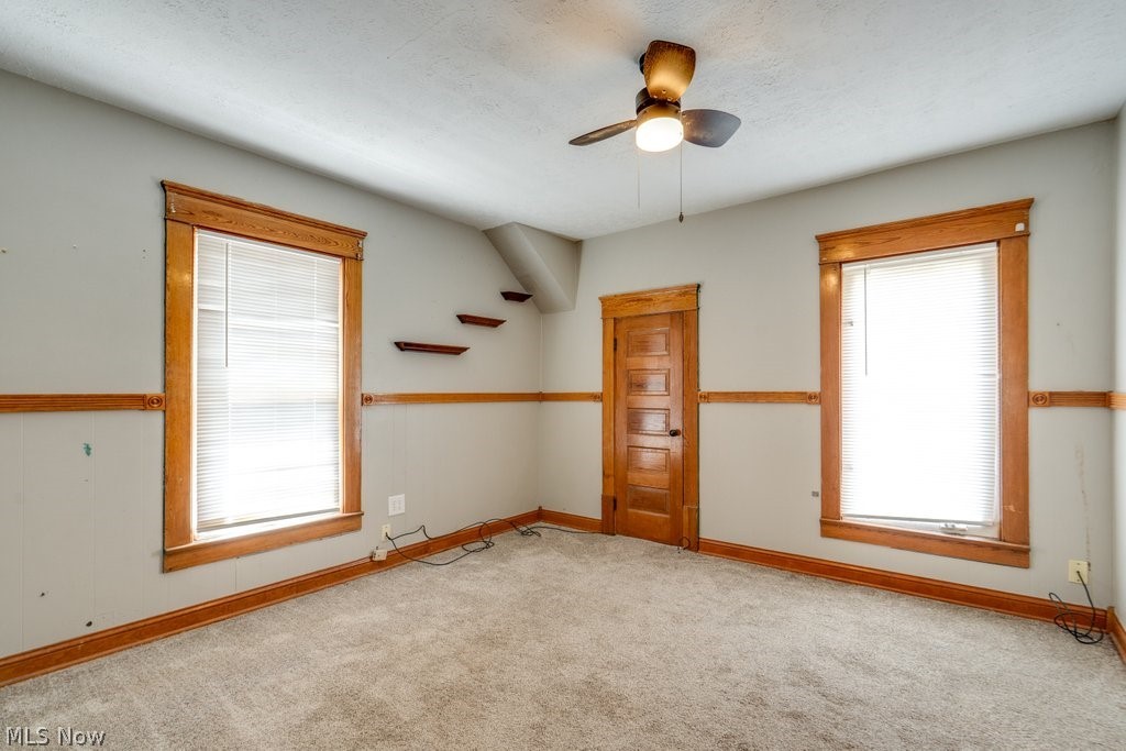 87 Hawthorne Avenue Akron OH 44303