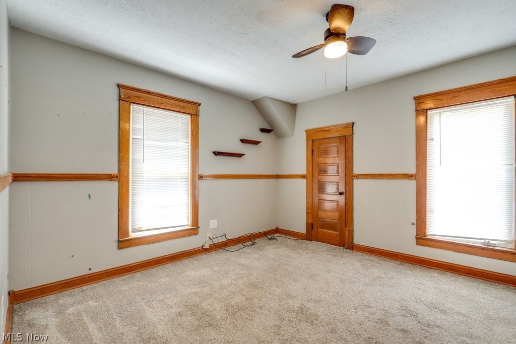 87 Hawthorne Avenue Akron OH 44303