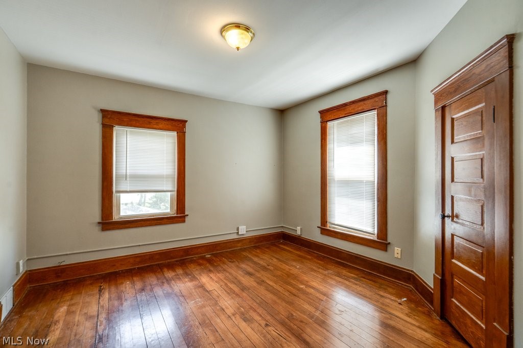 87 Hawthorne Avenue Akron OH 44303