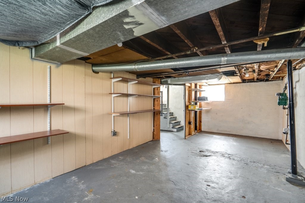 87 Hawthorne Avenue Akron OH 44303