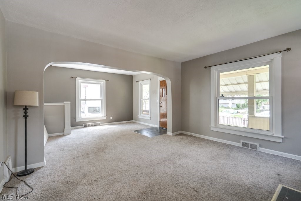 87 Hawthorne Avenue Akron OH 44303