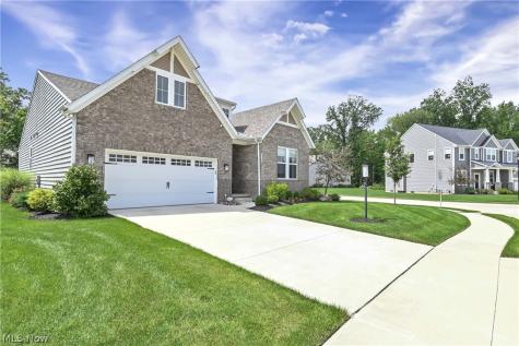 4642 Crocker Woods Lane Westlake OH 44145